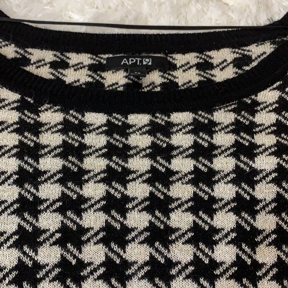 Apt. 9 Black and White Print Sweater Size XS - Picture 3 of 8